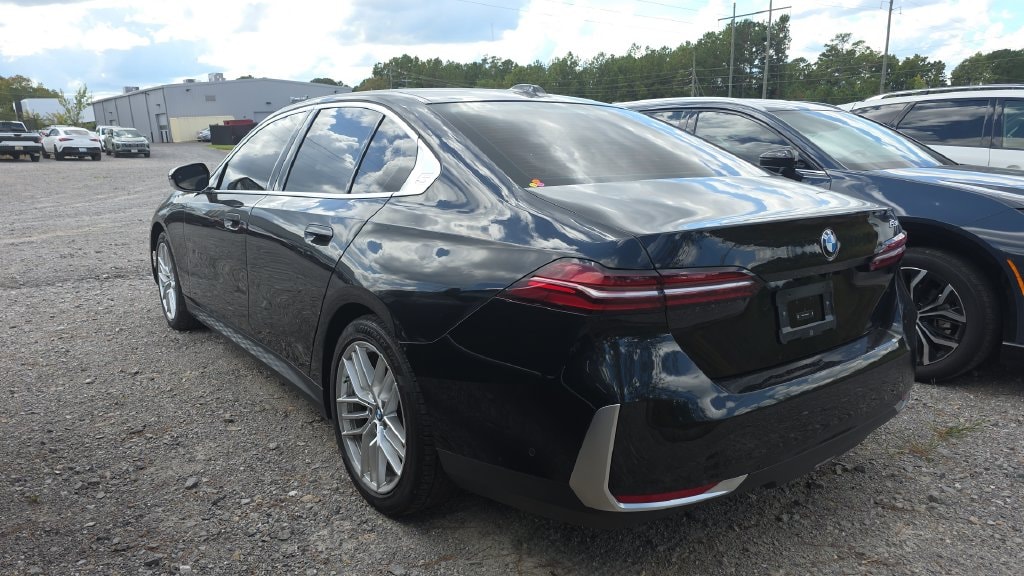 Used 2024 BMW 5 Series 530i Sedan