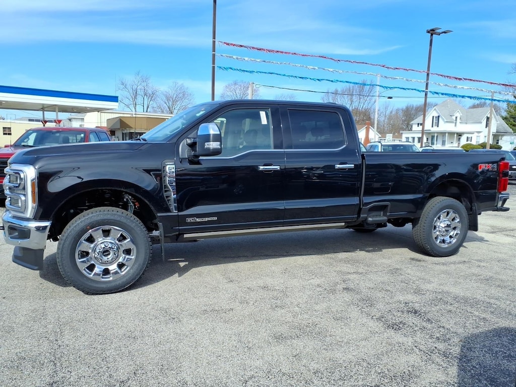 New 2026 Ford Super Duty F-250 SRW Lariat Truck