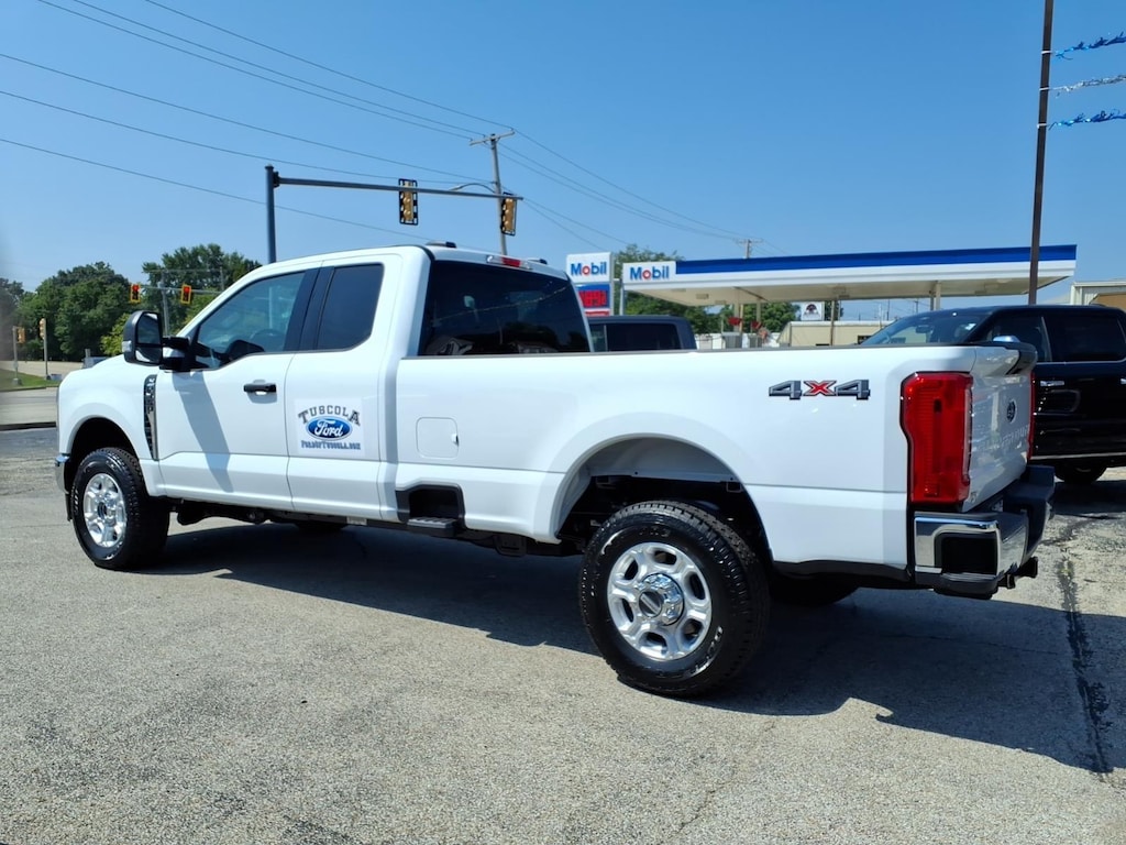 New 2026 Ford Super Duty F-350 SRW XLT Truck