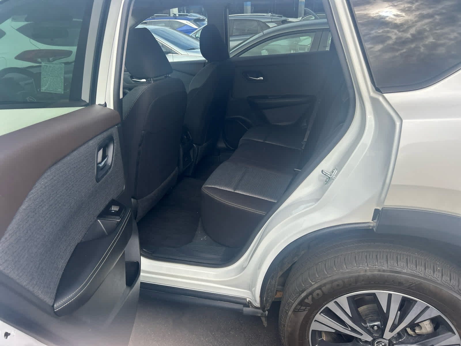 Used 2023 Nissan Rogue SV SUV