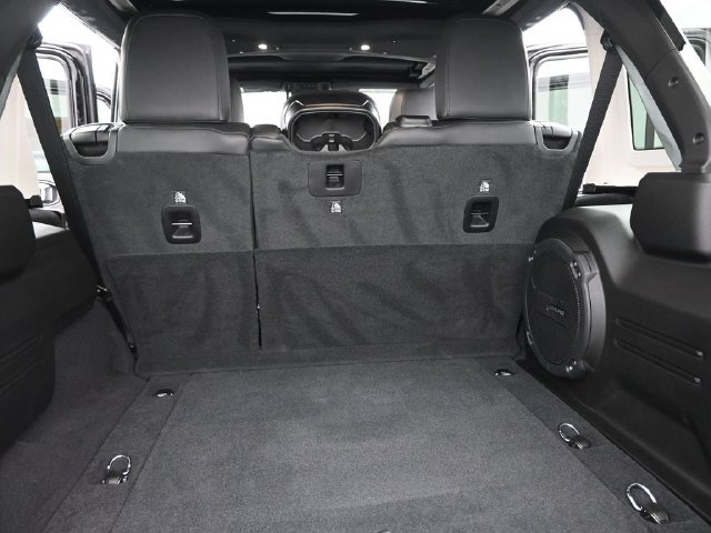 2025 Jeep Wrangler 4-Door Rubicon 392 Final Edition - Photo 17