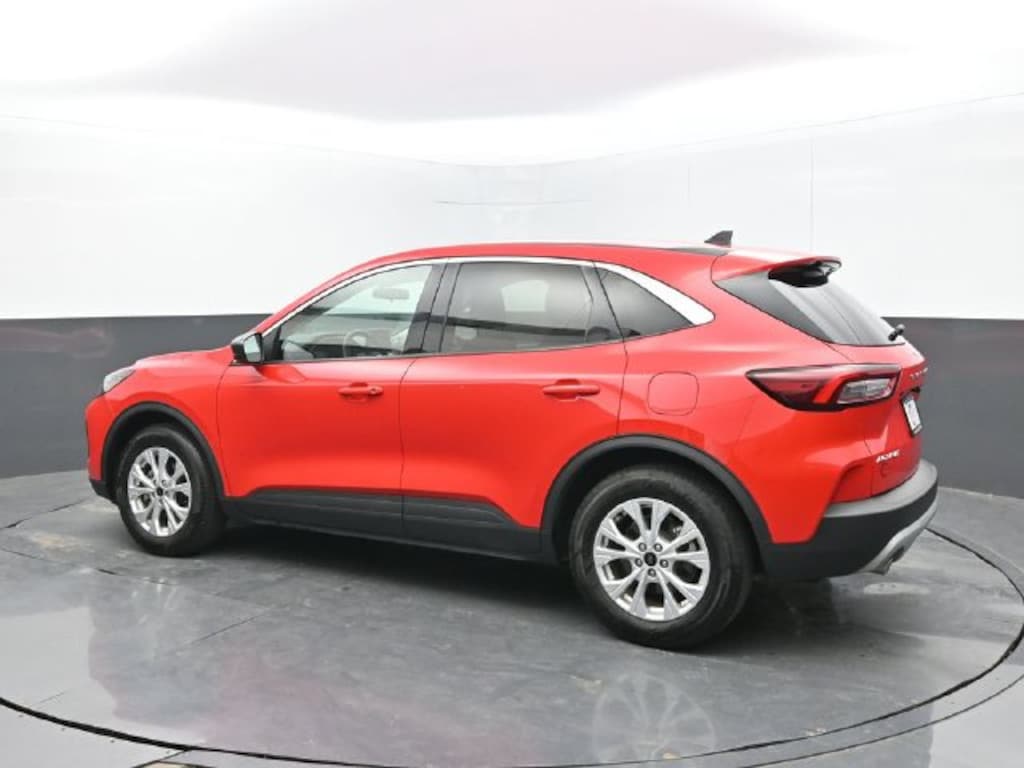 Used 2024 Ford Escape Active SUV
