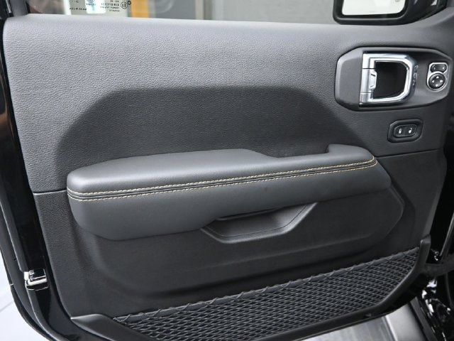 2025 Jeep Wrangler 4-Door Rubicon 392 Final Edition - Photo 12