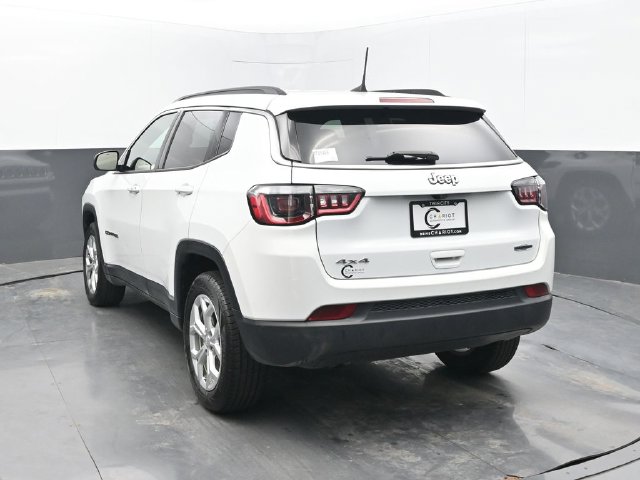 Used 2024 Jeep Compass Latitude SUV