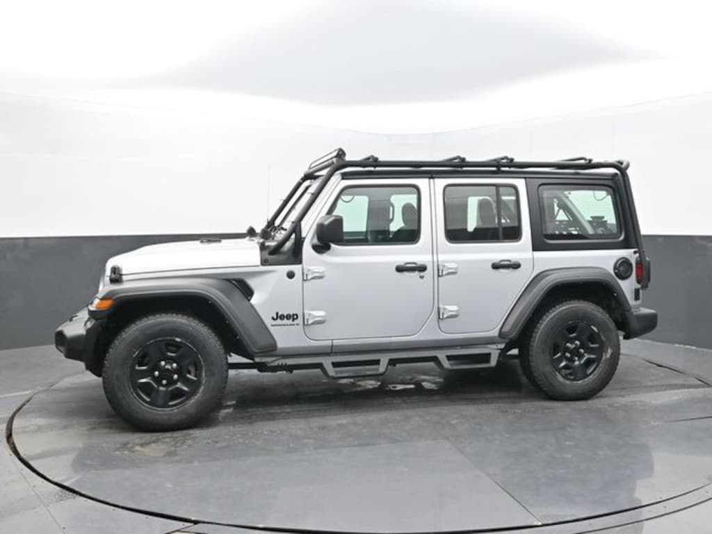 Used 2023 Jeep Wrangler Sport SUV