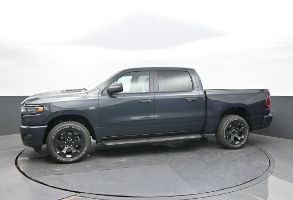 New 2027 Ram 1500 Express Pickup