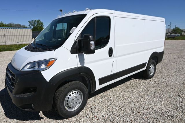 2026 RAM ProMaster Cargo Van Tradesman