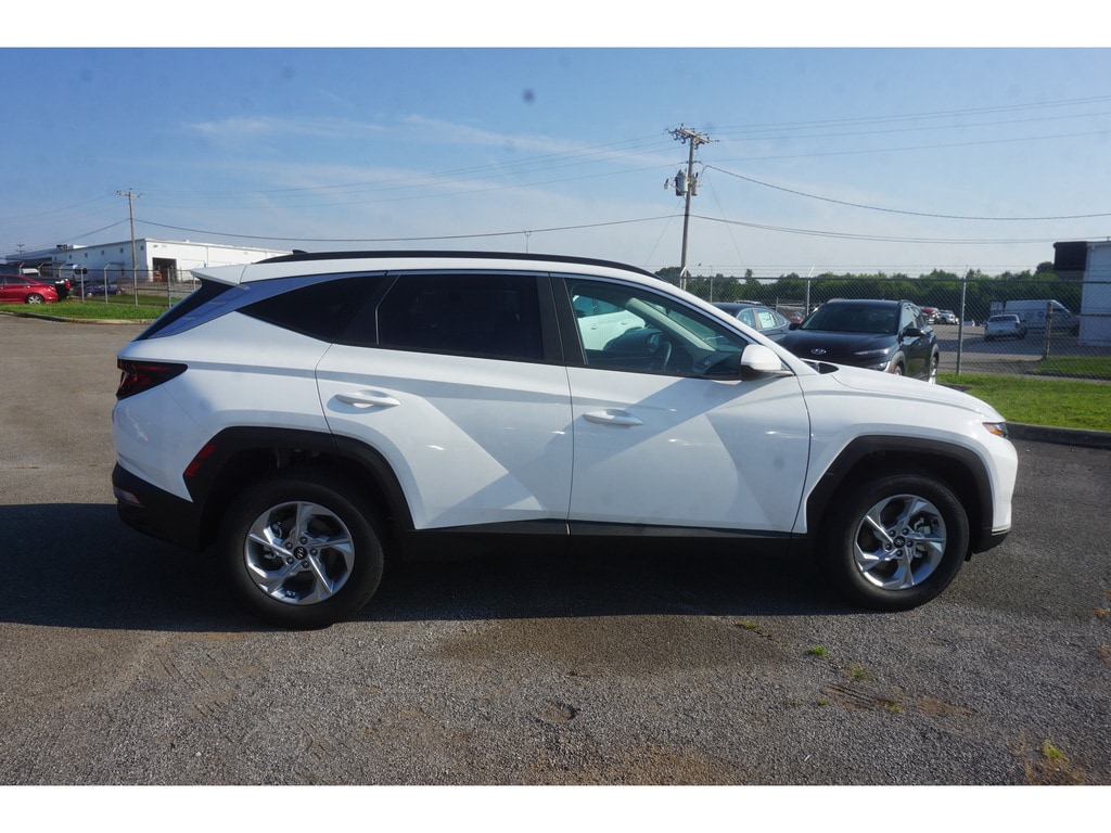 New 2024 Hyundai Tucson SEL SUV