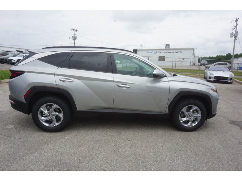 New 2024 Hyundai Tucson SEL SUV