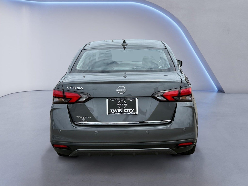 Certified 2025 Nissan Versa 1.6 SV Sedan