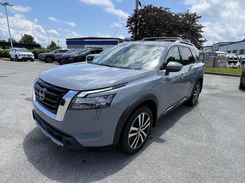 New 2025 Nissan Pathfinder Platinum SUV