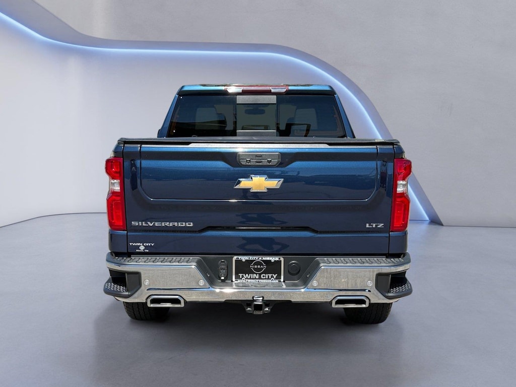 Used 2021 Chevrolet Silverado 1500 LTZ Truck Crew Cab