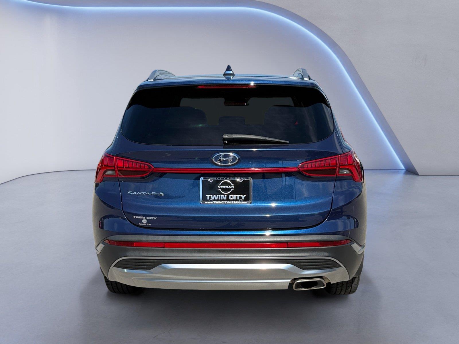 Used 2022 Hyundai Santa Fe SEL w/ Convenience + Premium Package SUV