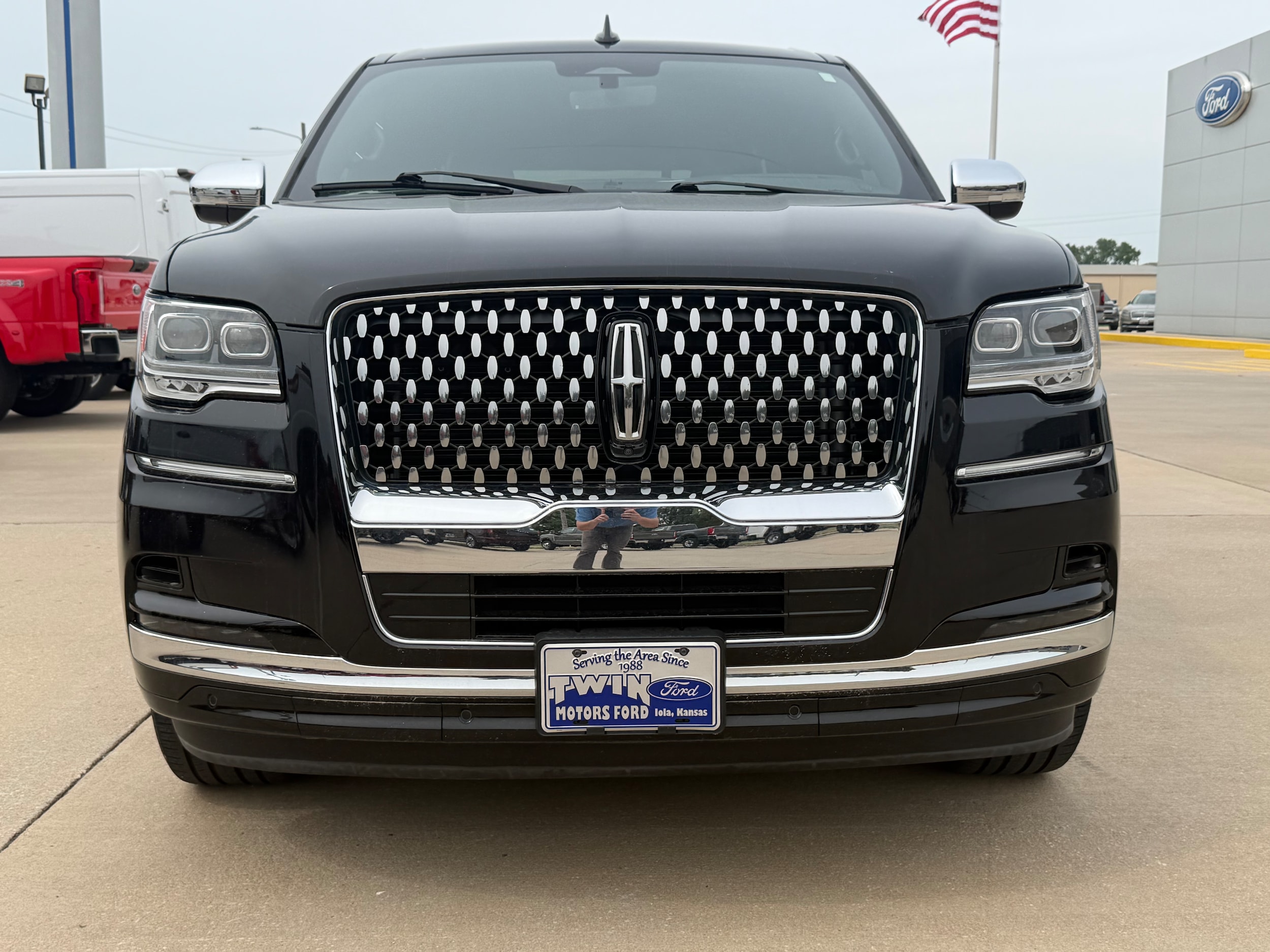 Used 2022 Lincoln Navigator Black Label L with VIN 5LMJJ3TT6NEL01674 for sale in Kansas City