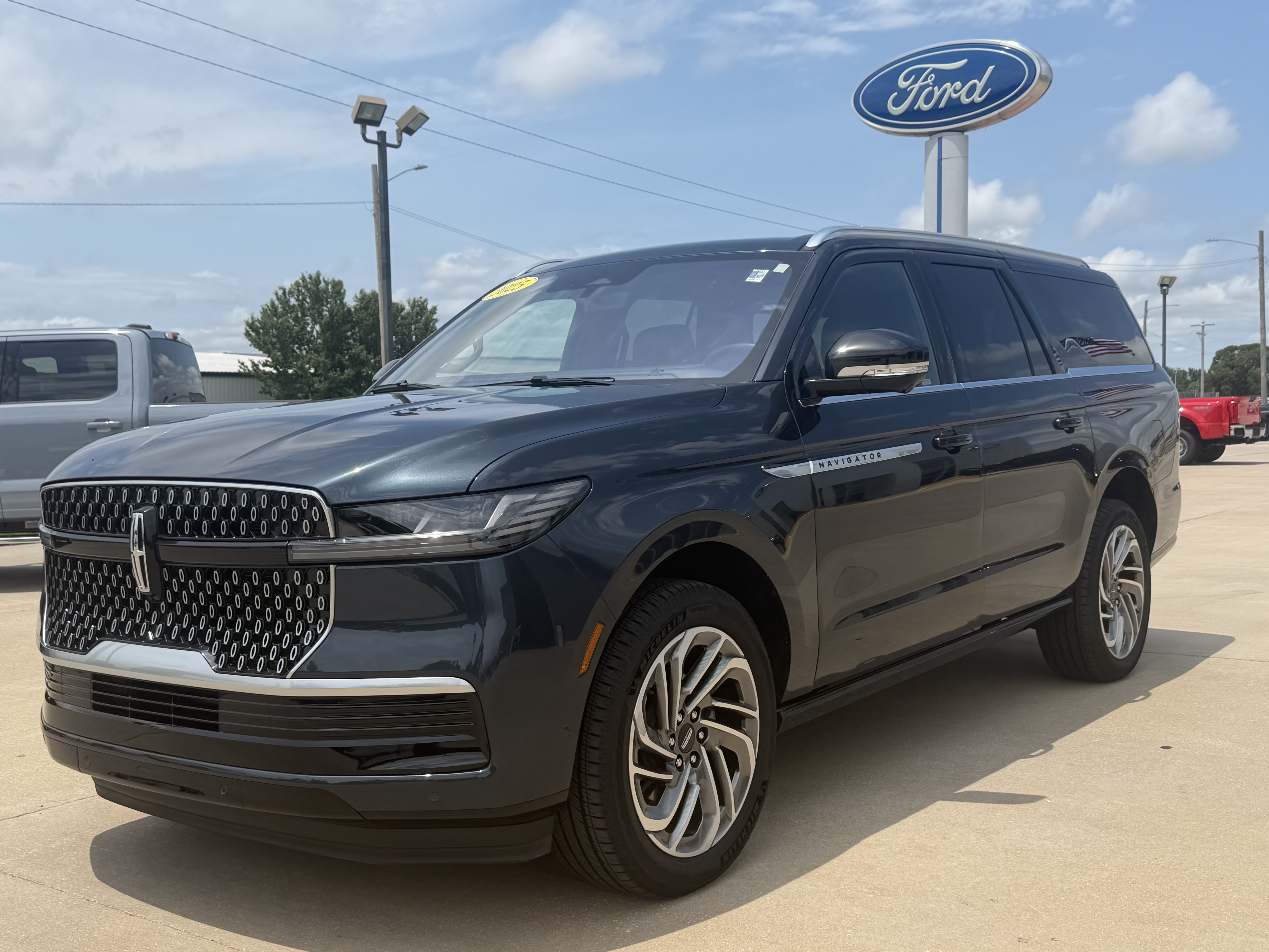 Used 2025 Lincoln Navigator L Reserve Reserve 4x4