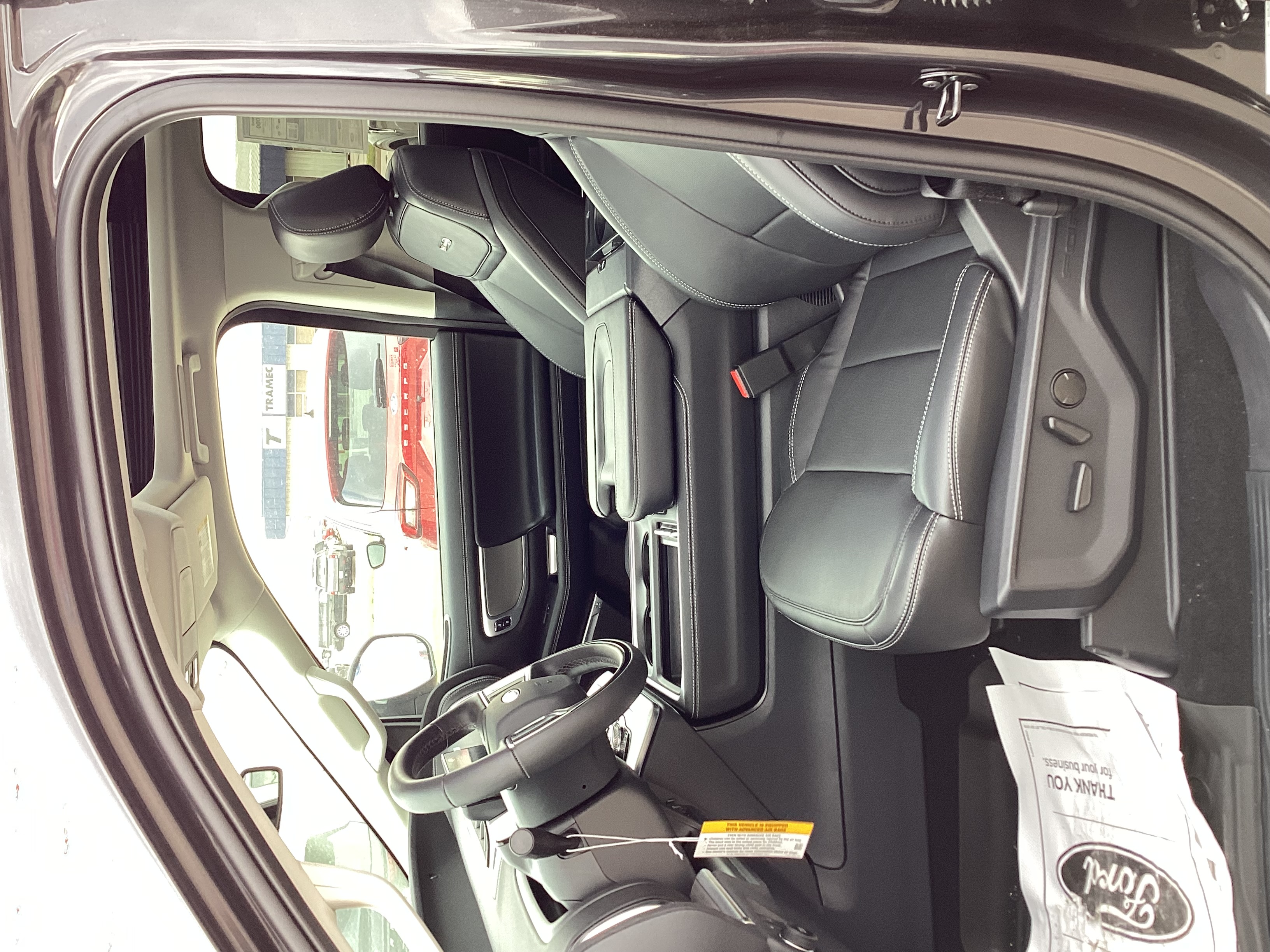 2025 Ford Expedition MAX Platinum - Photo 17