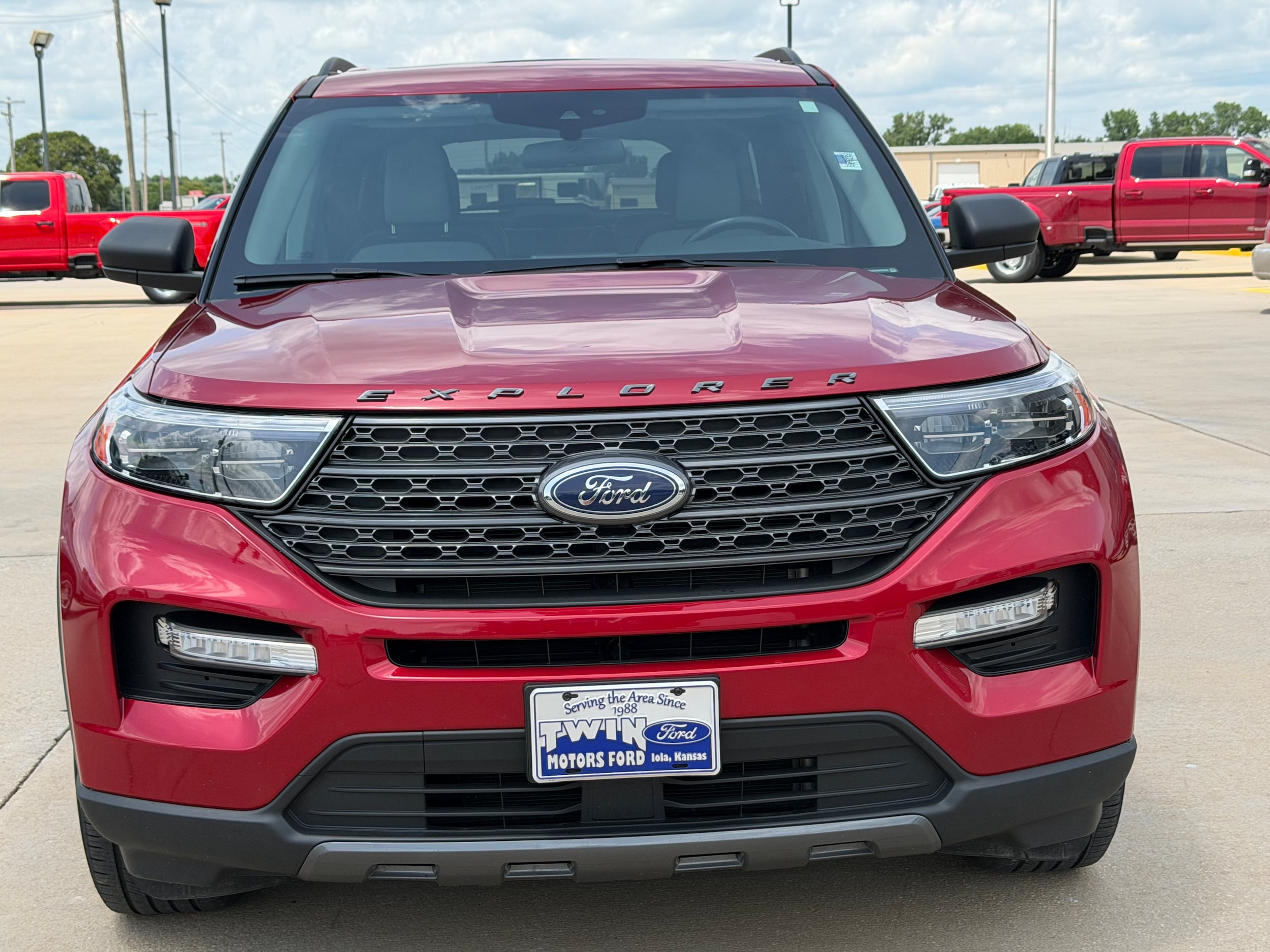 Used 2021 Ford Explorer XLT with VIN 1FMSK8DH3MGA20933 for sale in Kansas City