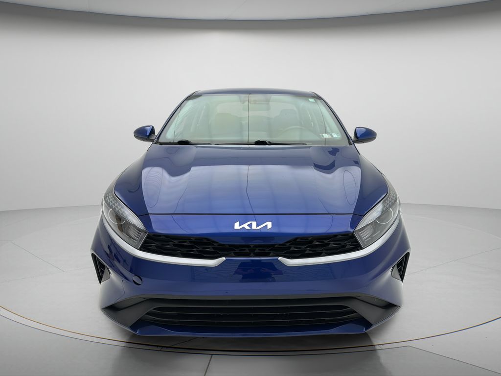 Used 2023 Kia Forte LXS with VIN 3KPF24AD1PE641222 for sale in Hamburg, PA