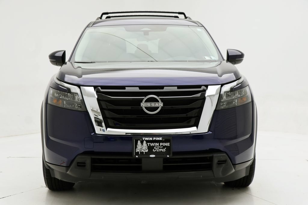 Used 2023 Nissan Pathfinder SV SUV