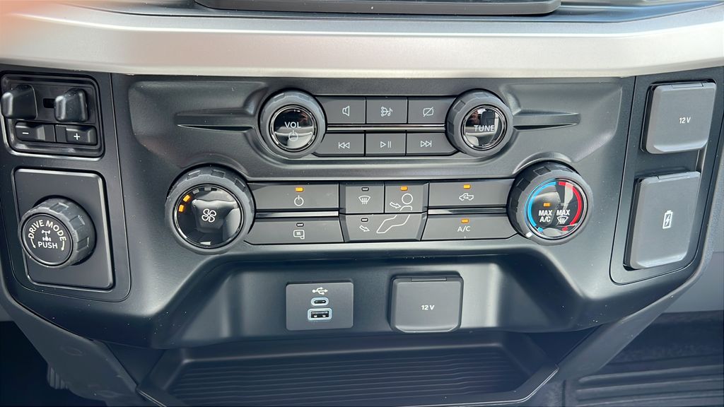 2023 Ford F-250 Super Duty XL - Photo 18