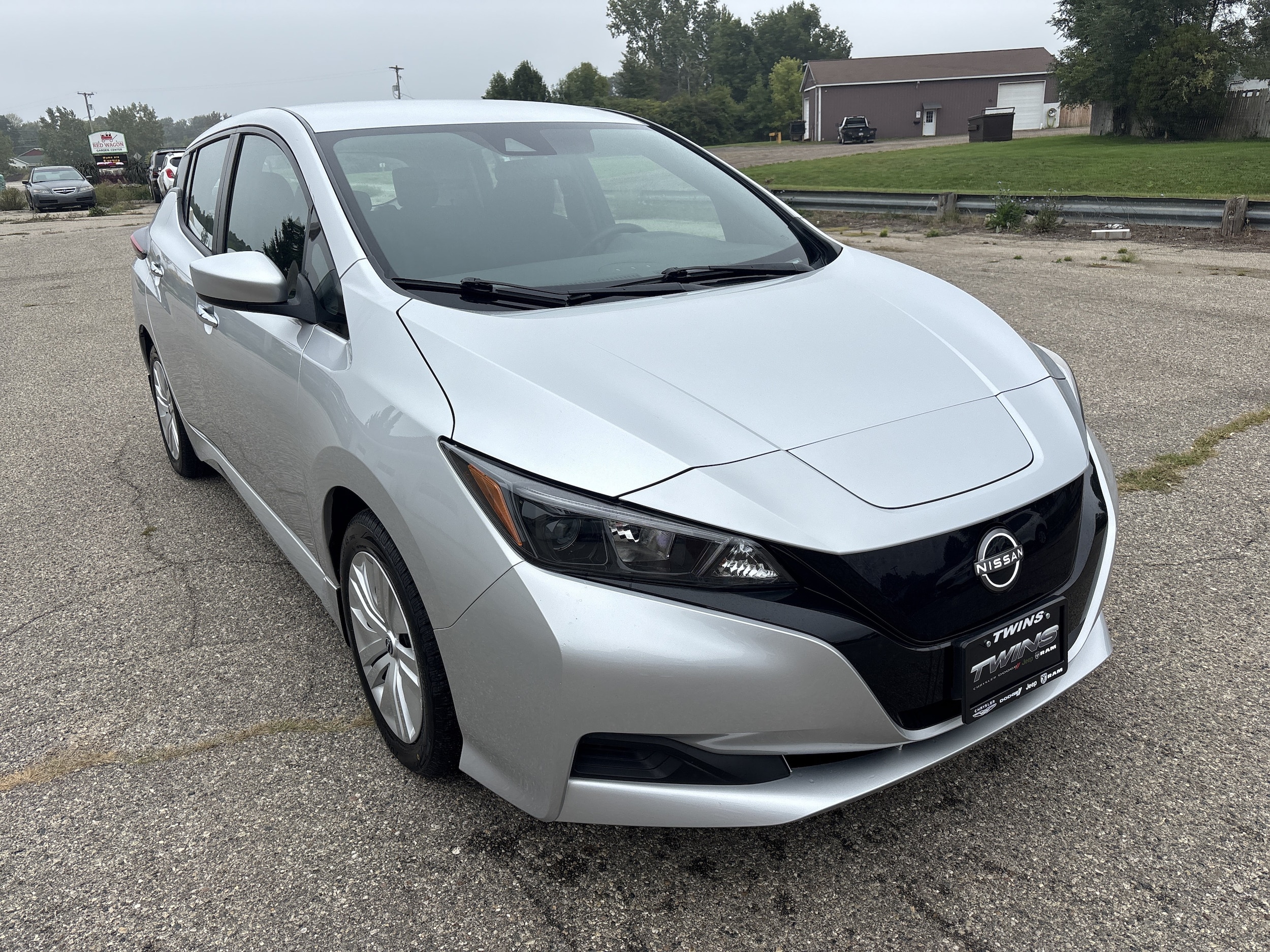 2025 Nissan Leaf