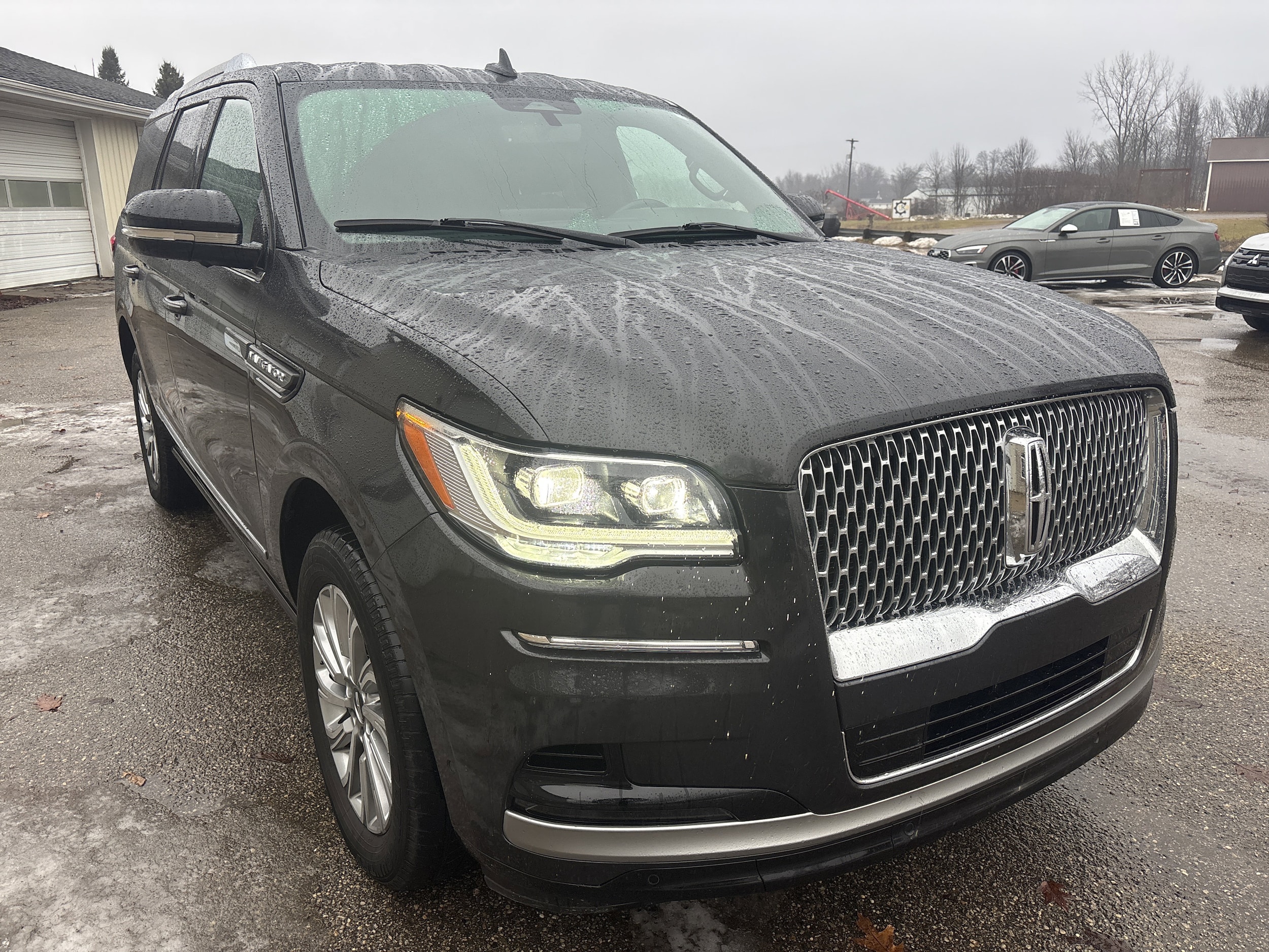 2023 Lincoln Navigator Base