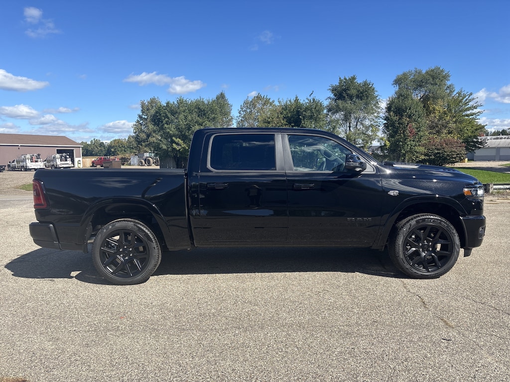 New 2027 Ram 1500 LARAMIE CREW CAB 4X4 5'7 BOX Pickup
