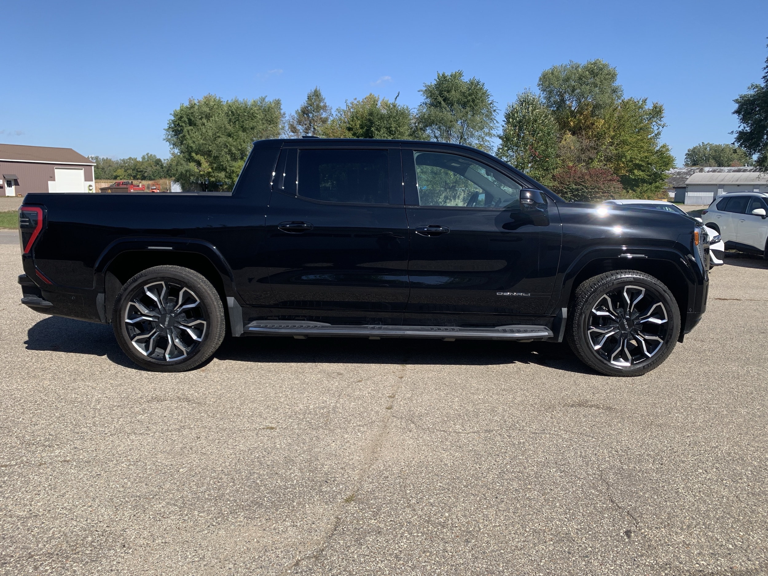 Used 2025 GMC Sierra EV Denali with VIN 1GT40LEL8SU401586 for sale in Wayland, MI
