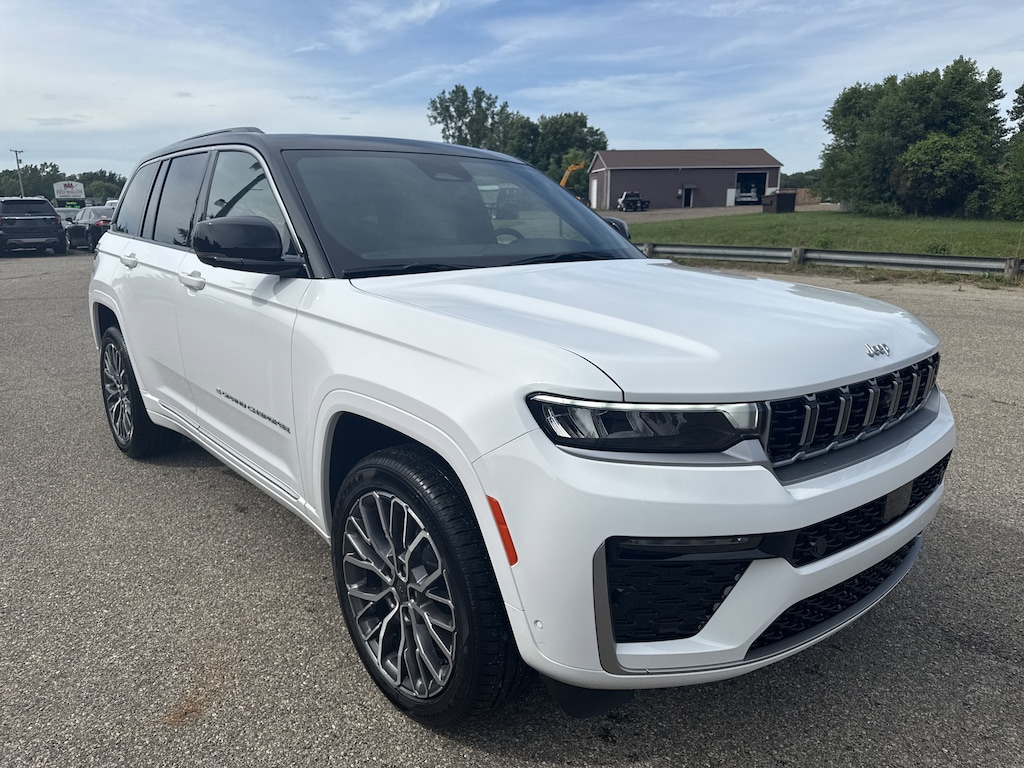 New 2026 Jeep Grand Cherokee SUMMIT 4X4 Sport Utility
