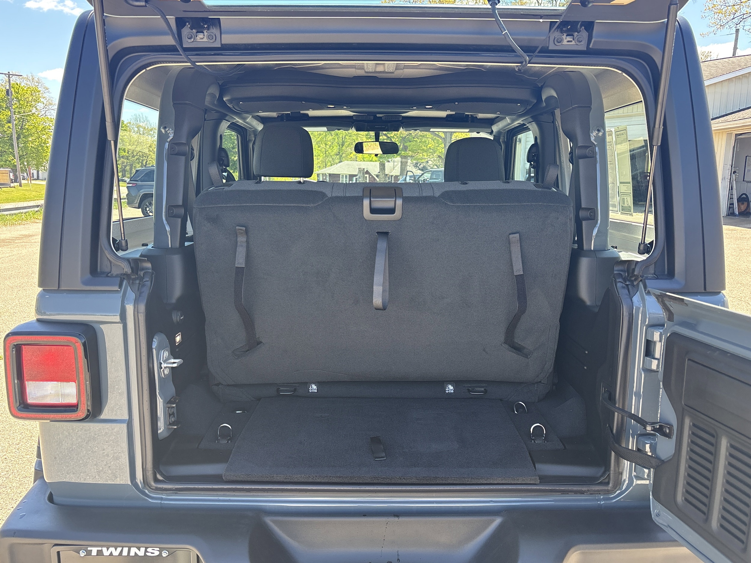 2026 Jeep Wrangler 2-Door Sport - Photo 5