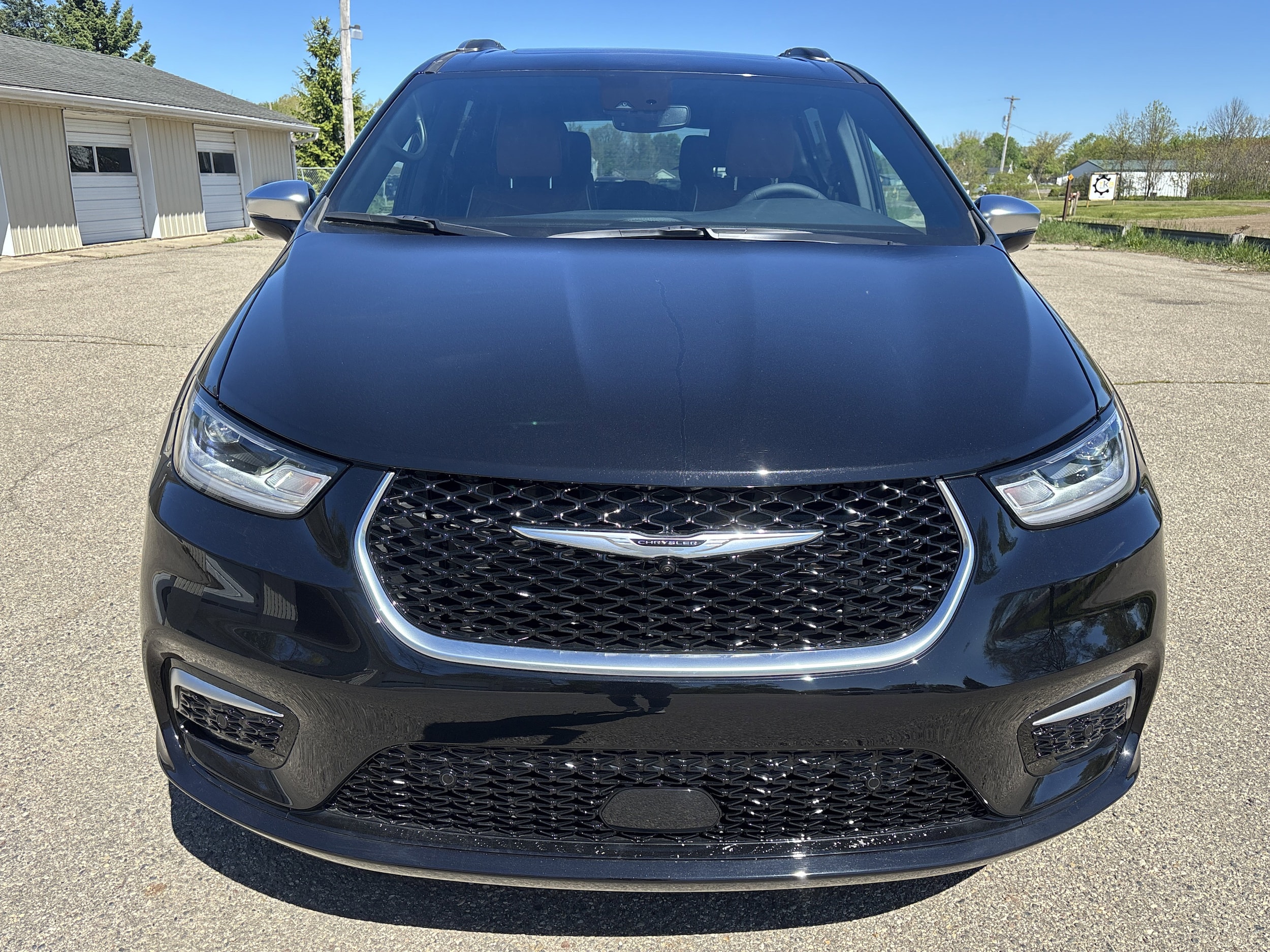 2026 Chrysler Pacifica Pinnacle - Photo 14