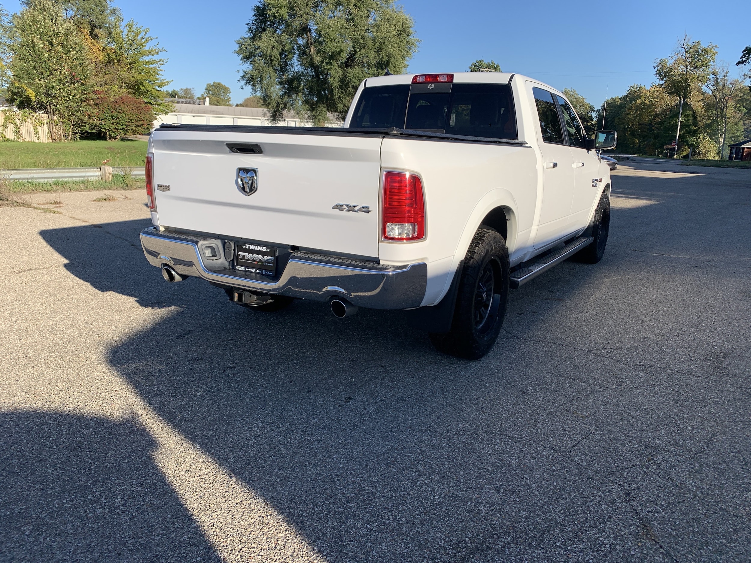 Used 2018 RAM Ram 1500 Pickup Laramie with VIN 1C6RR7VM4JS274798 for sale in Wayland, MI