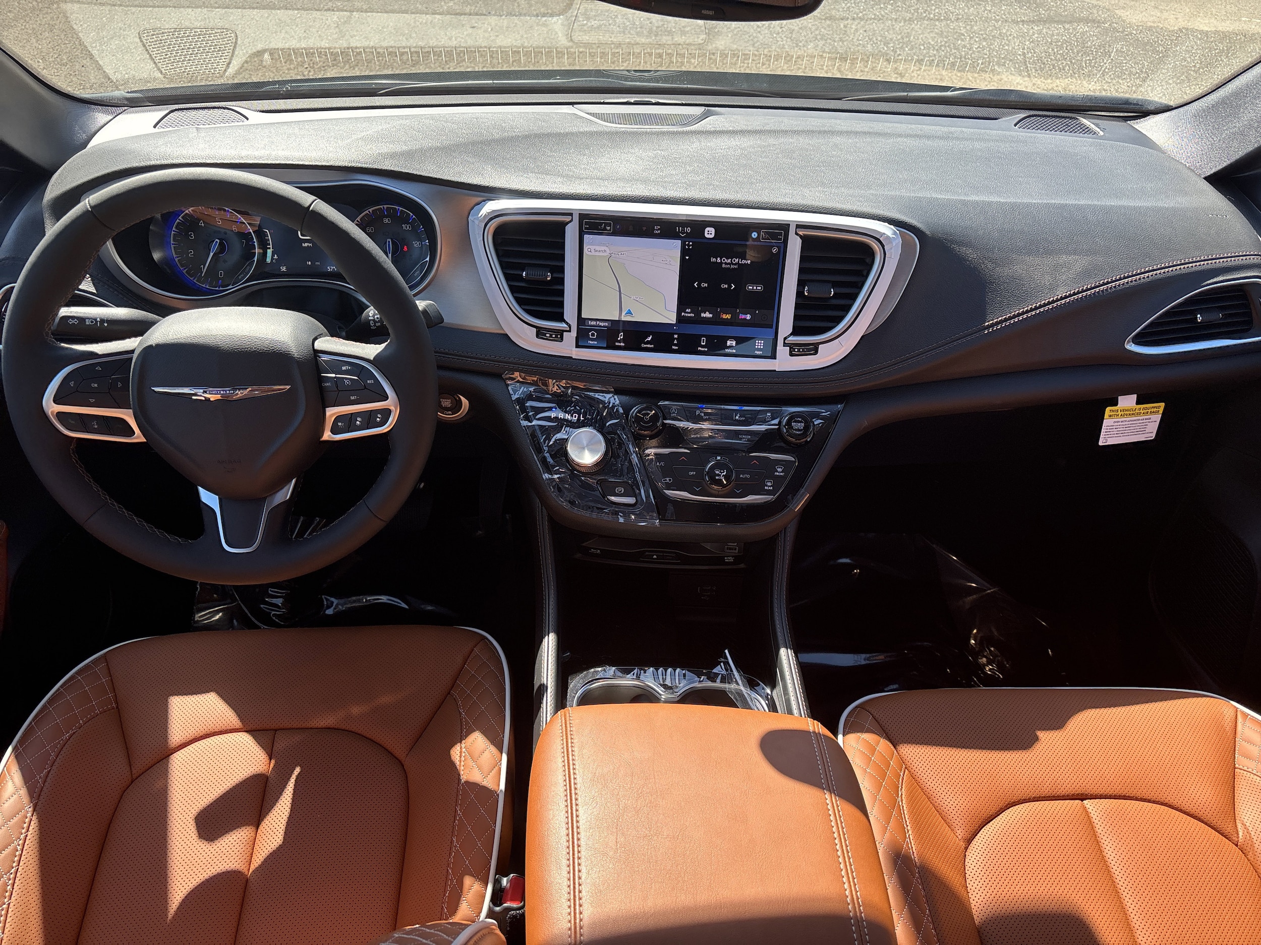 2026 Chrysler Pacifica Pinnacle - Photo 18