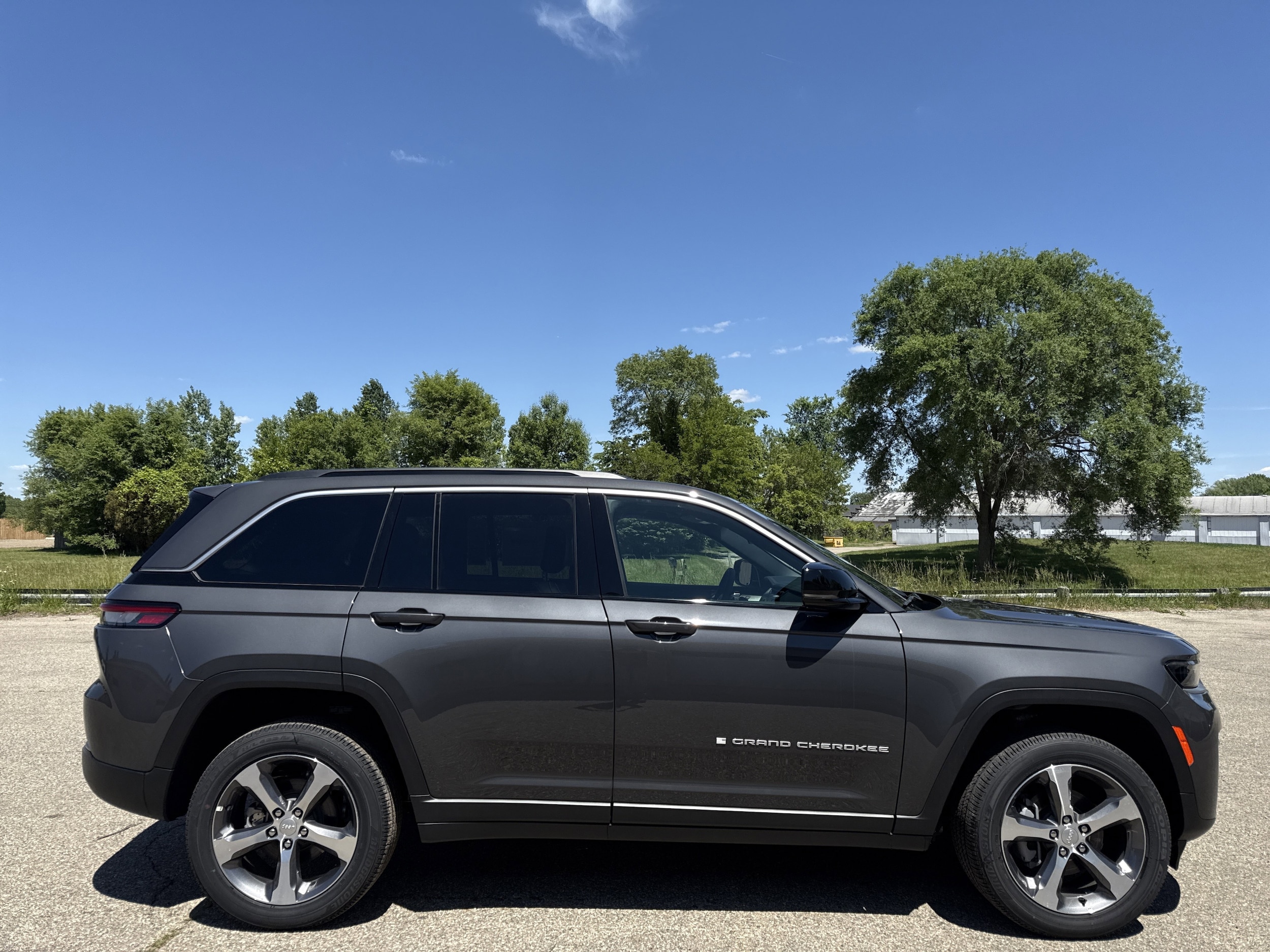 2026 Jeep Grand Cherokee Limited - Photo 2