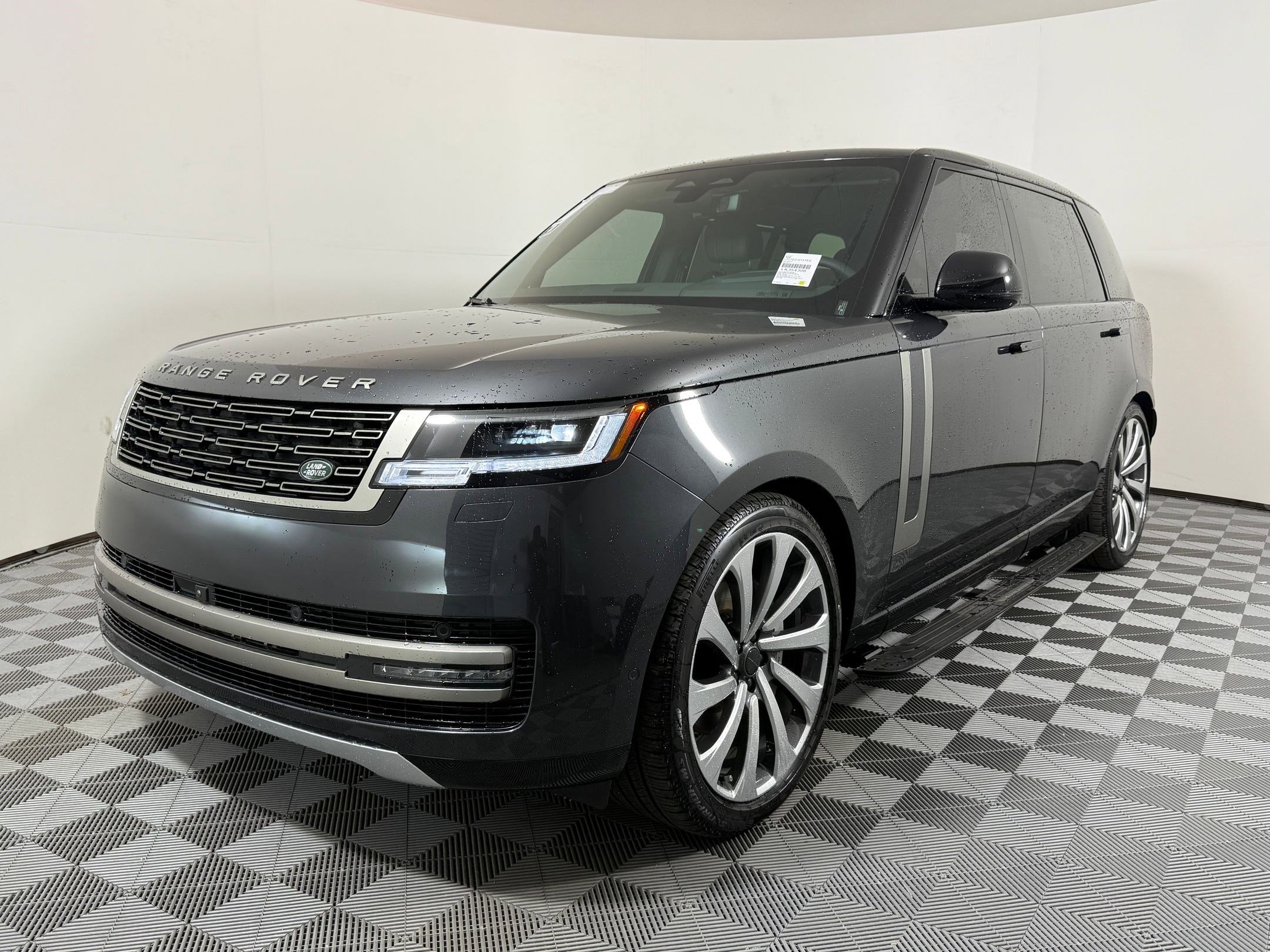 2026 Land Rover Range Rover SUV 
