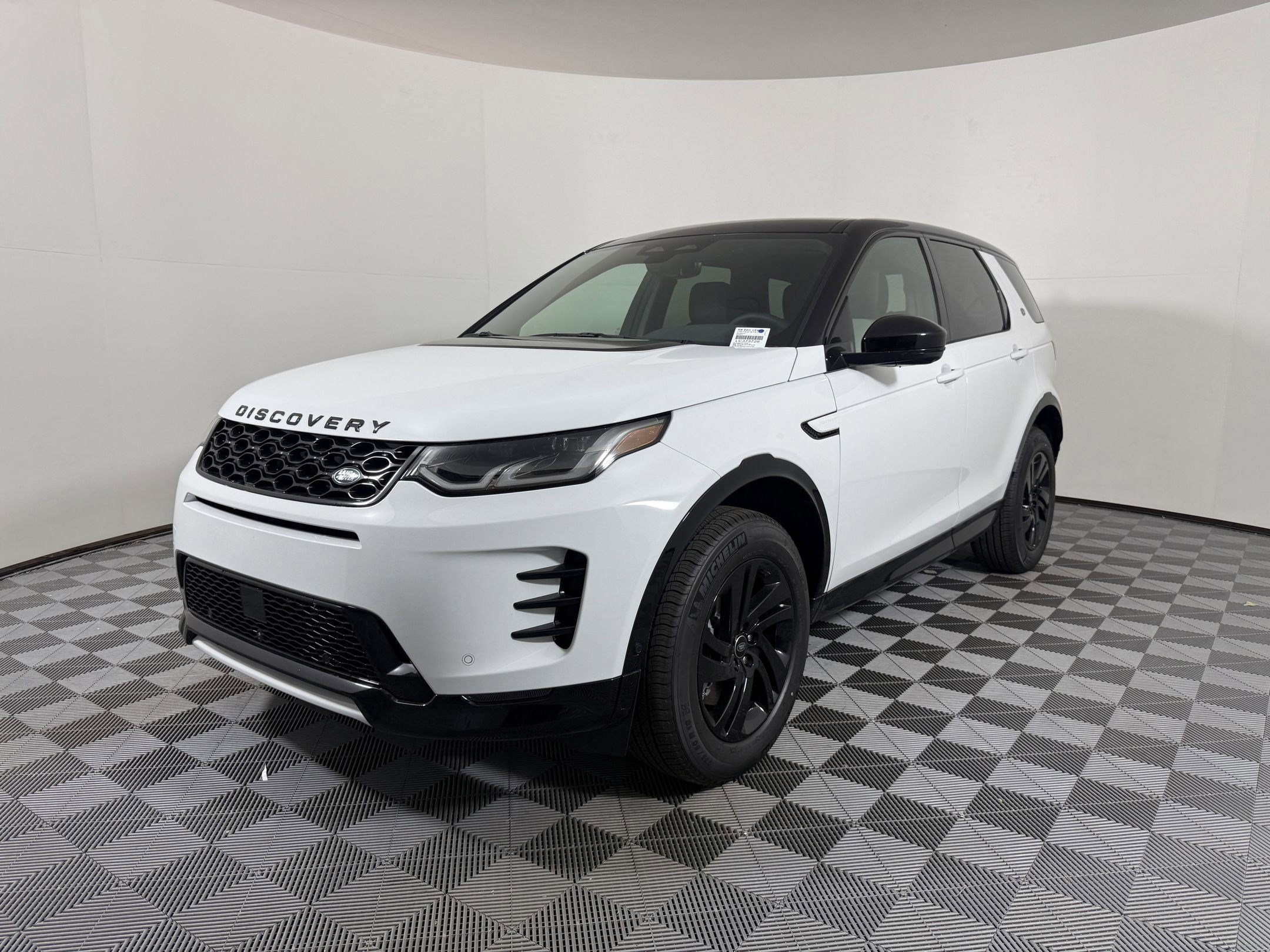 2026 Land Rover Discovery Sport