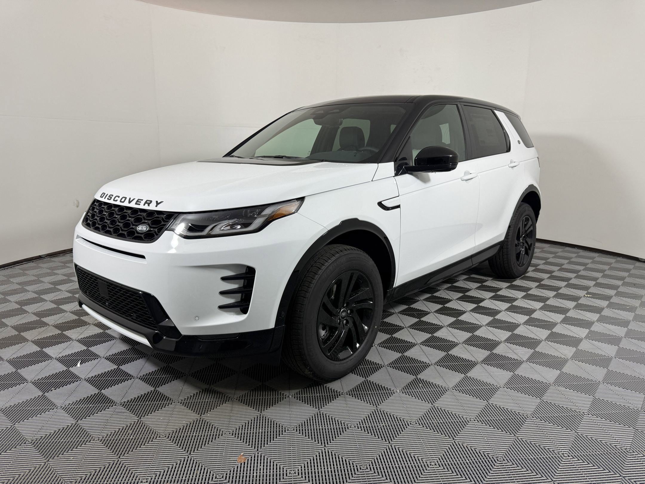 2026 Land Rover Discovery Sport