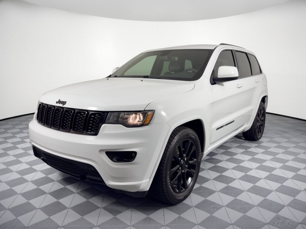 Used 2019 Jeep Grand Cherokee Altitude SUV