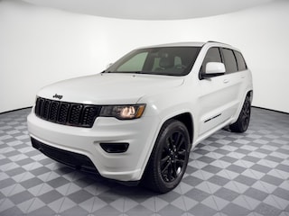 Used 2019 Jeep Grand Cherokee Altitude SUV for sale in Houston