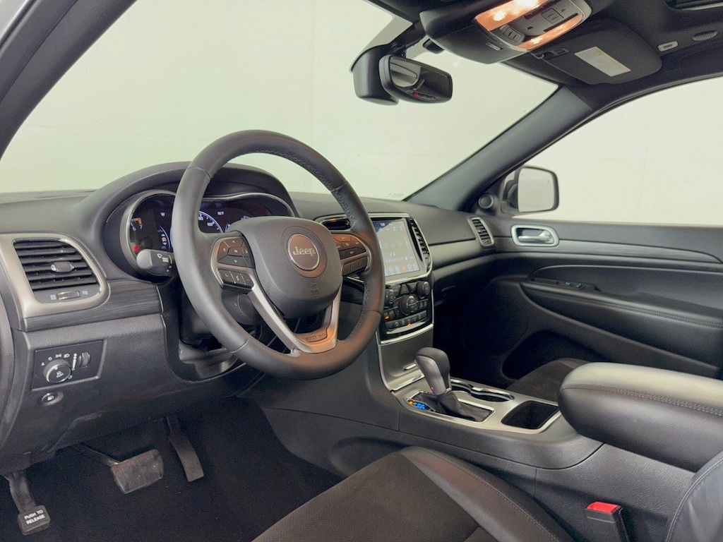 Used 2019 Jeep Grand Cherokee Altitude SUV