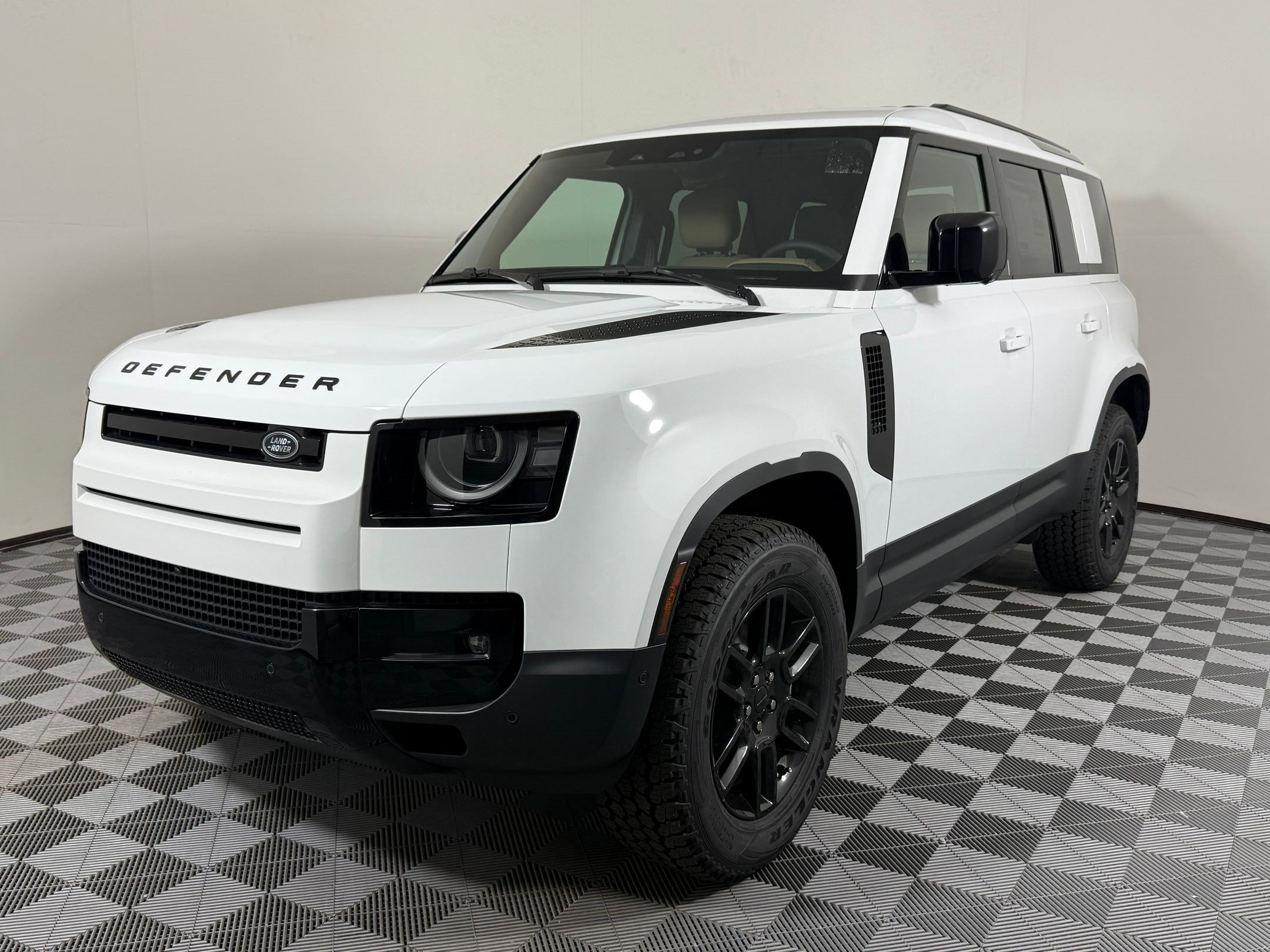 2026 Land Rover Defender 110