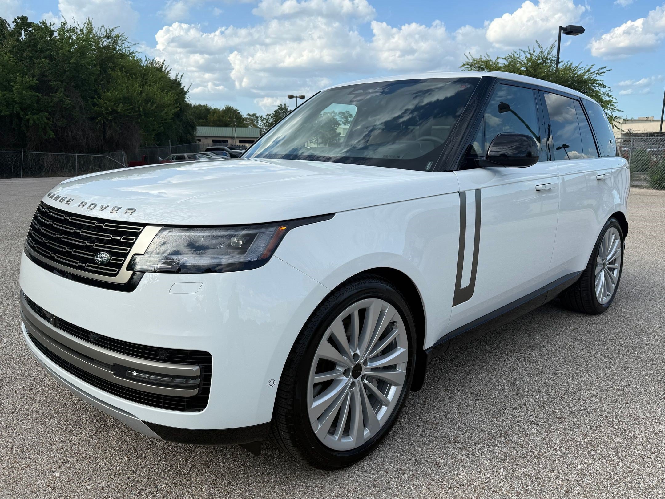 2026 Land Rover Range Rover