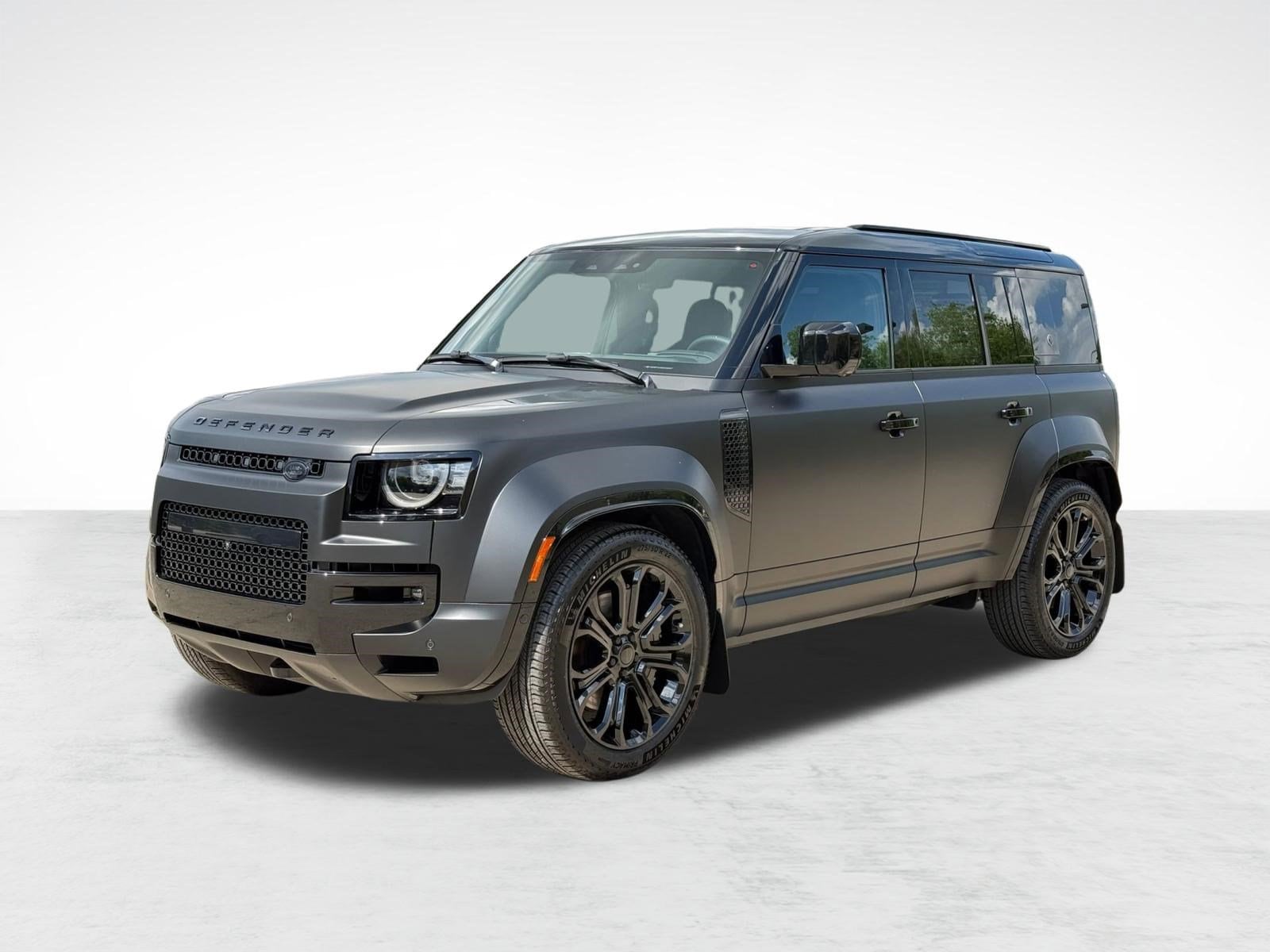 2026 Land Rover Defender 110