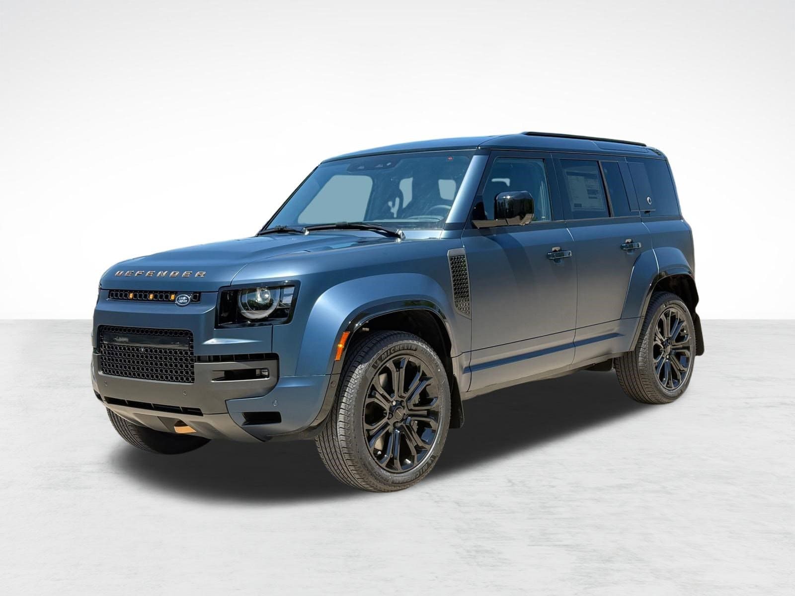 2026 Land Rover Defender 110
