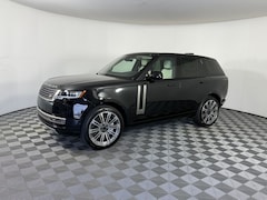 2026 Land Rover Range Rover P530 SE SUV
