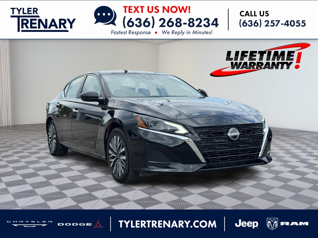 2024 Nissan Altima 2.5 SV Sedan Sedan