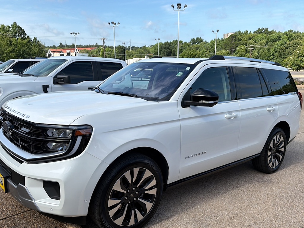 Used 2025 Ford Expedition Platinum