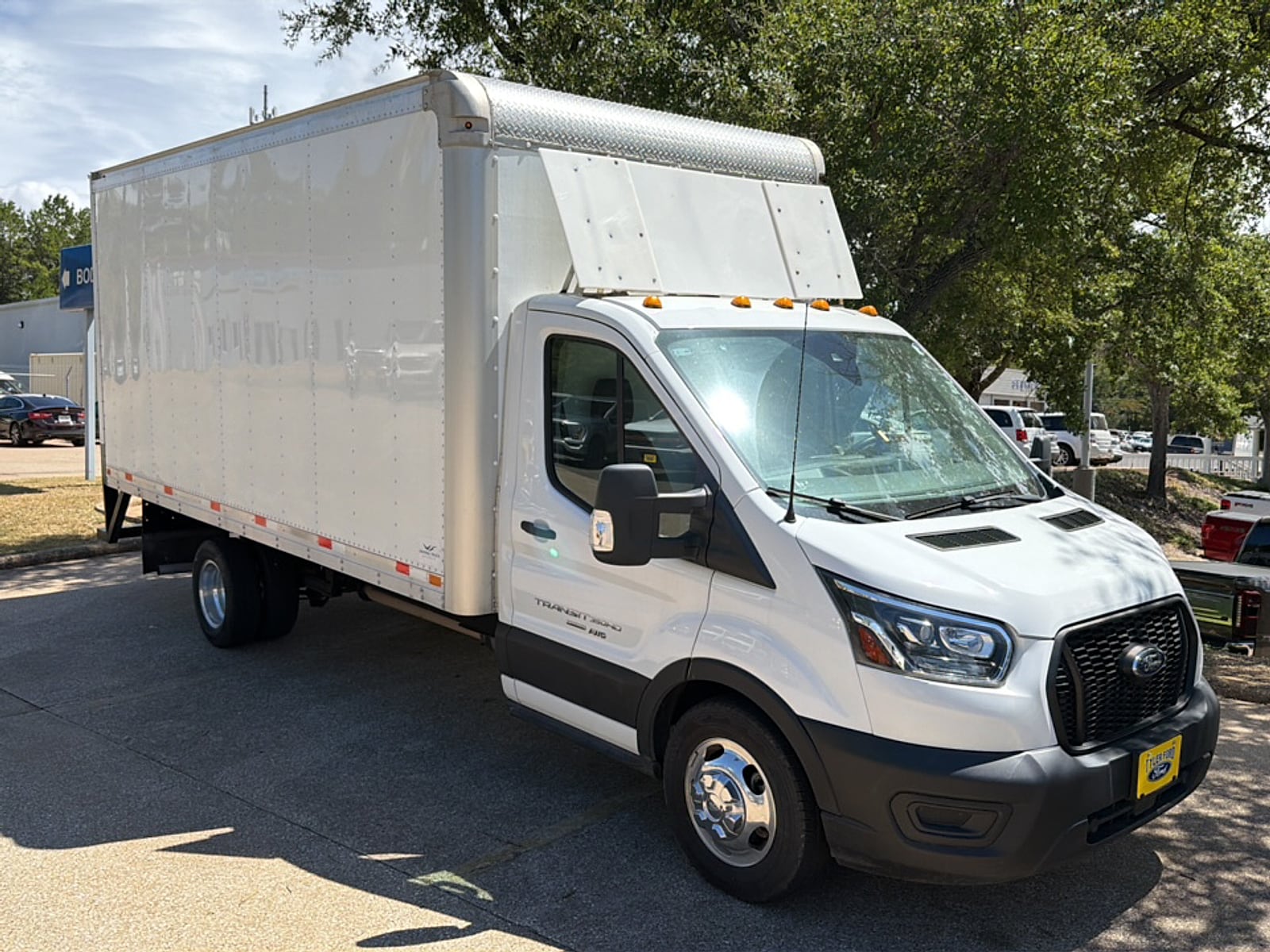 2023 Ford Transit Cutaway Base