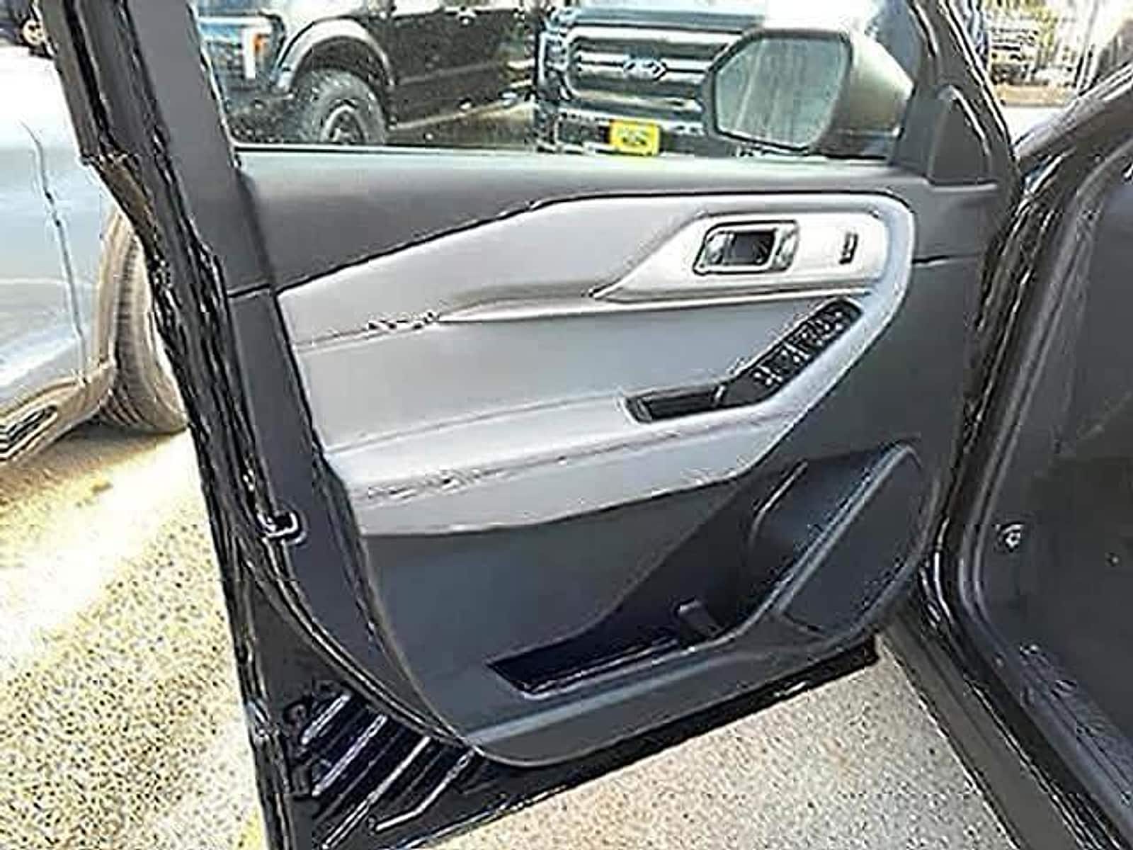 2026 Ford Explorer Active - Photo 17