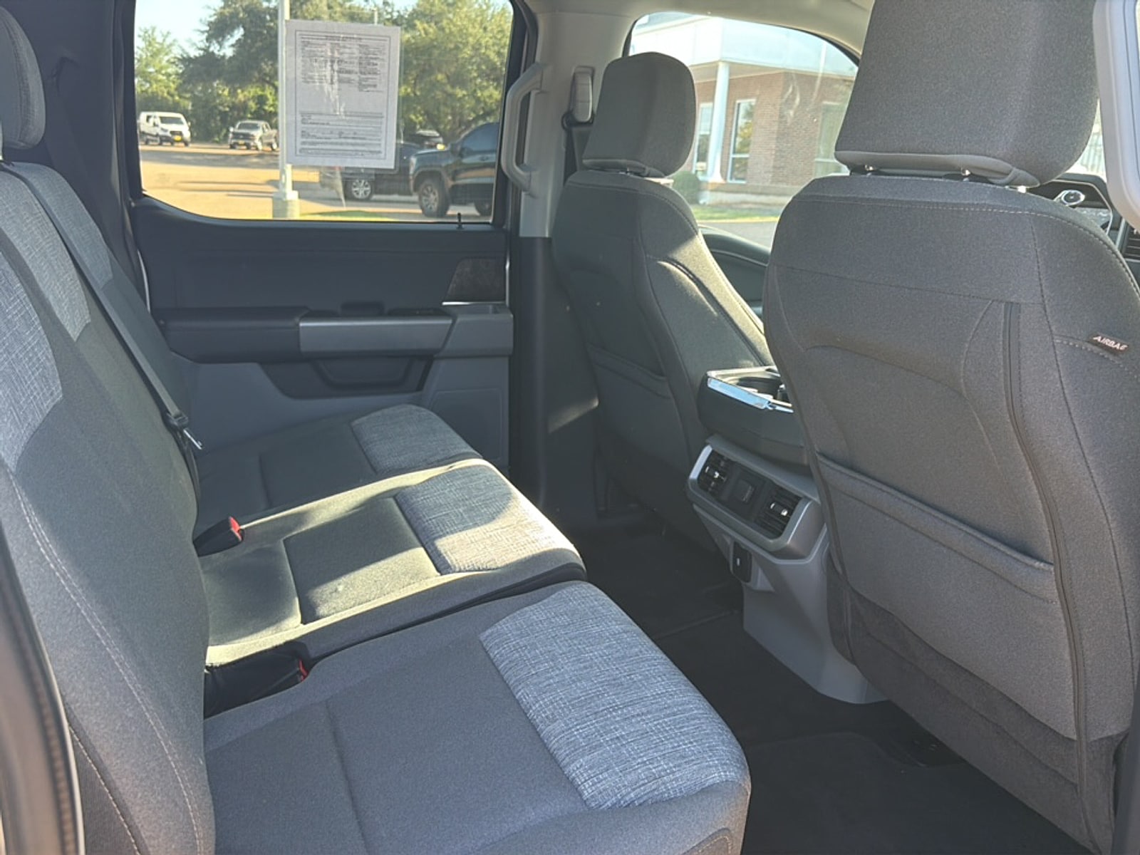2022 Ford F-150 XLT - Photo 12